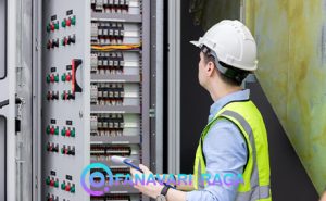 تست-و-عیب-یابی-تابلو-برق-صنعتی